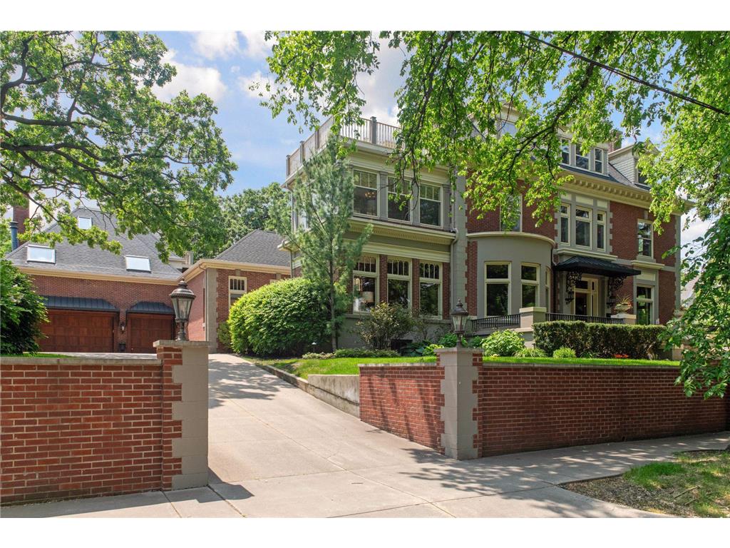 1721 Mount Curve Avenue Minneapolis MN 55403 7064564 image4