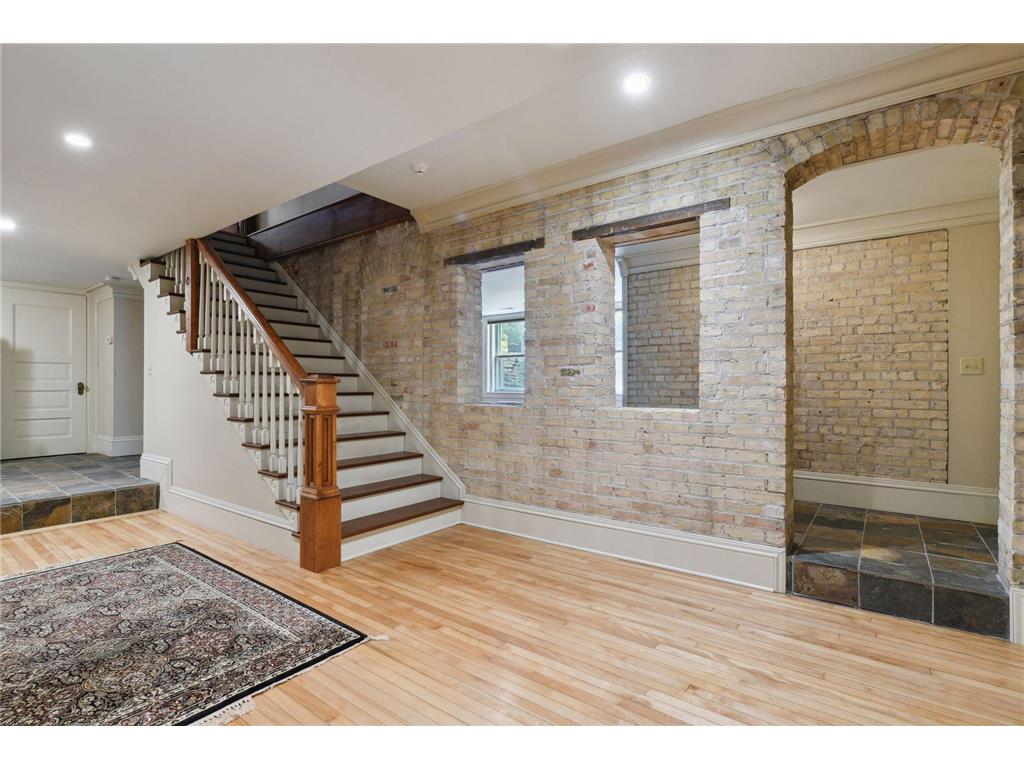1721 Mount Curve Avenue Minneapolis MN 55403 7064564 image80