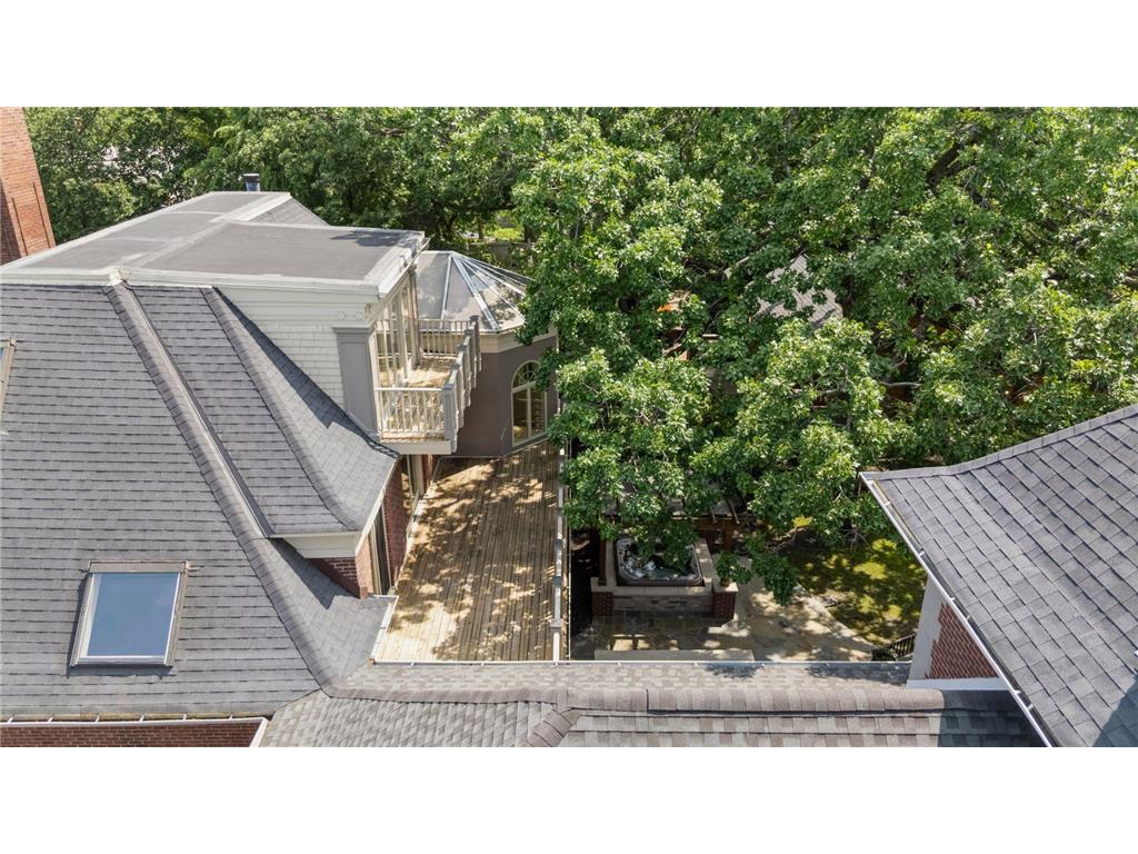 1721 Mount Curve Avenue Minneapolis MN 55403 7064564 image97