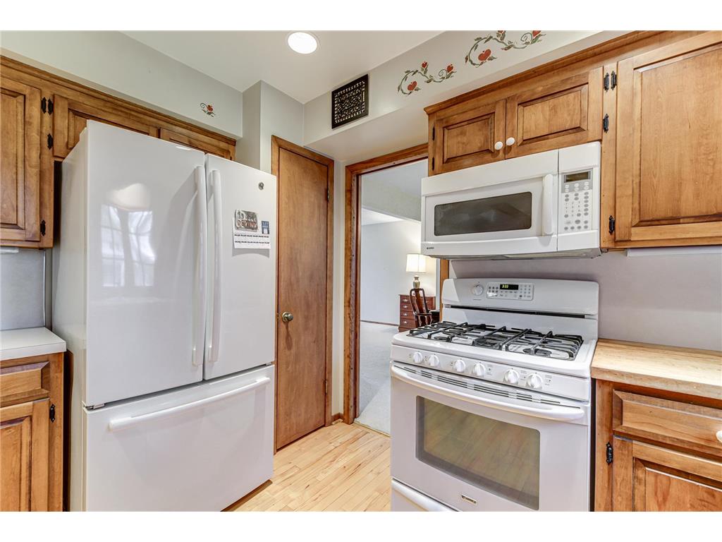 1721 Rhode Island Avenue N Golden Valley MN 55427 7069733 image16