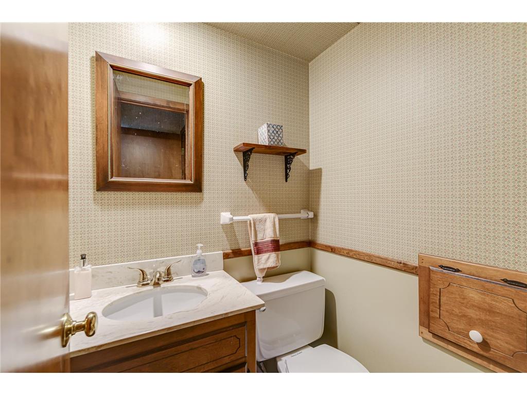 1721 Rhode Island Avenue N Golden Valley MN 55427 7069733 image18