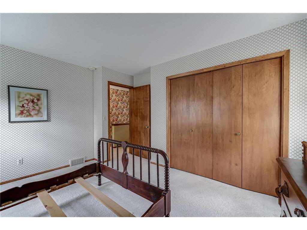 1721 Rhode Island Avenue N Golden Valley MN 55427 7069733 image45