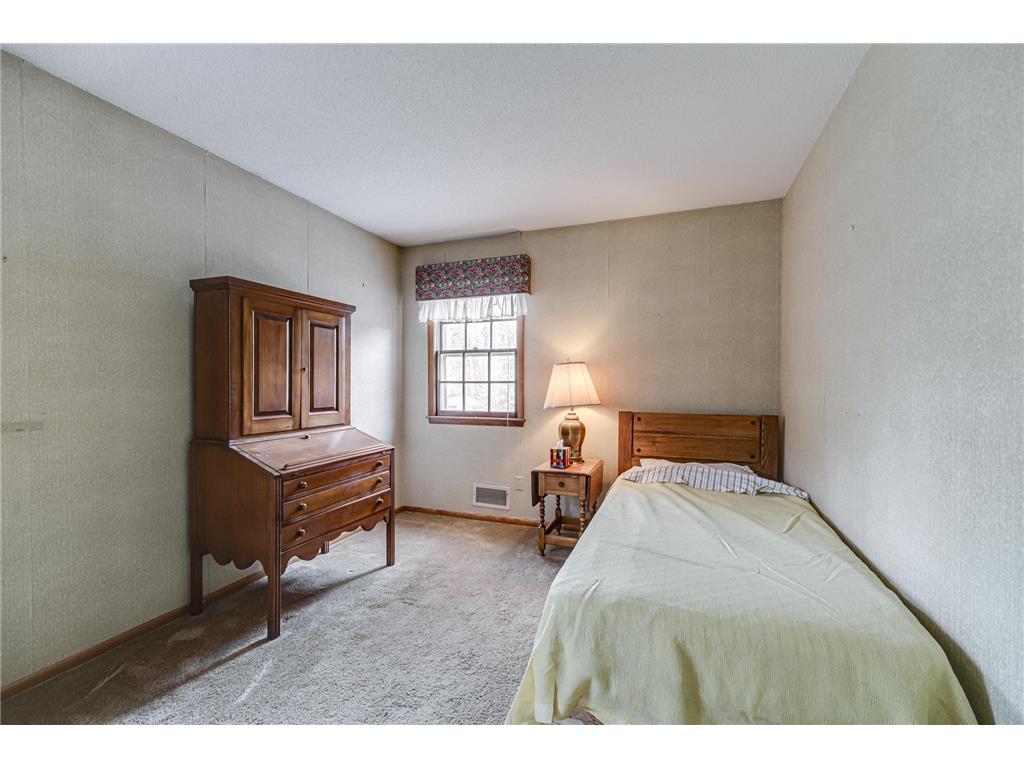 1721 Rhode Island Avenue N Golden Valley MN 55427 7069733 image48