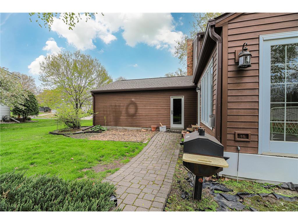 1721 Rhode Island Avenue N Golden Valley MN 55427 7069733 image67