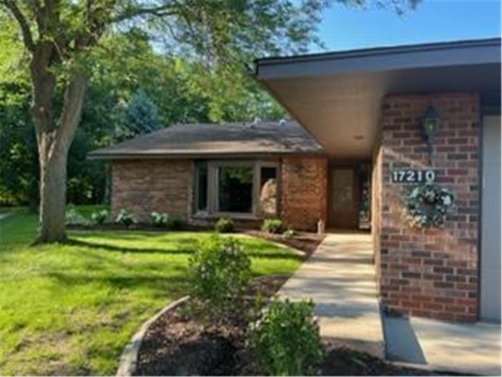 17210 3rd Avenue N Plymouth MN 55447 6409994 image1