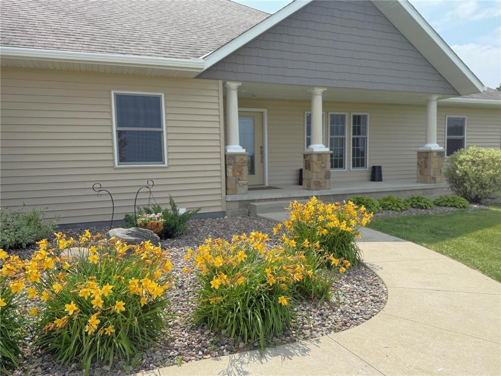 17216 County Road 5 NW New London MN 56273 - Norway 6737074 image13