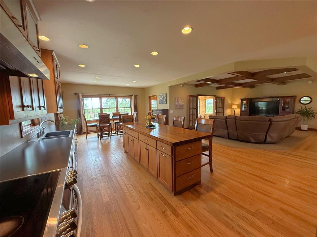 17216 County Road 5 NW New London MN 56273 - Norway 6737074 image22