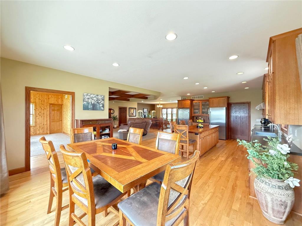 17216 County Road 5 NW New London MN 56273 - Norway 6737074 image24