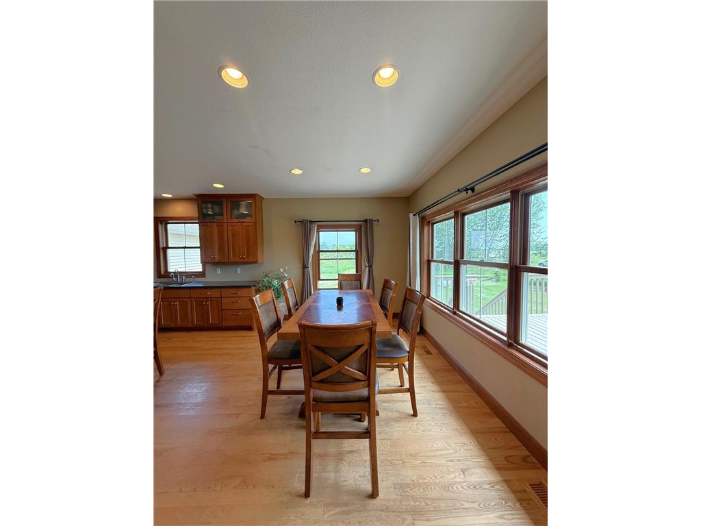 17216 County Road 5 NW New London MN 56273 - Norway 6737074 image26