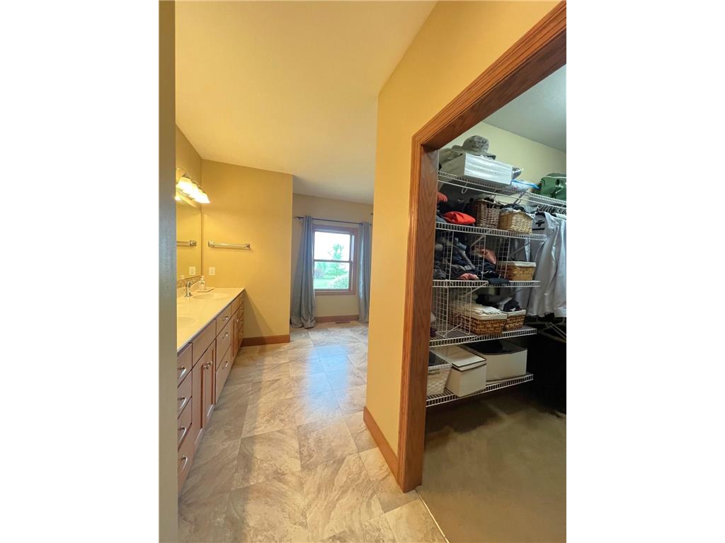17216 County Road 5 NW New London MN 56273 - Norway 6737074 image37
