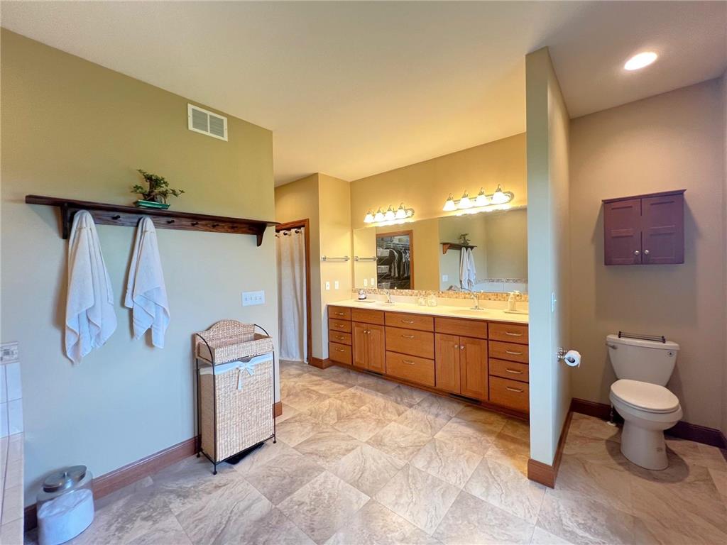 17216 County Road 5 NW New London MN 56273 - Norway 6737074 image40