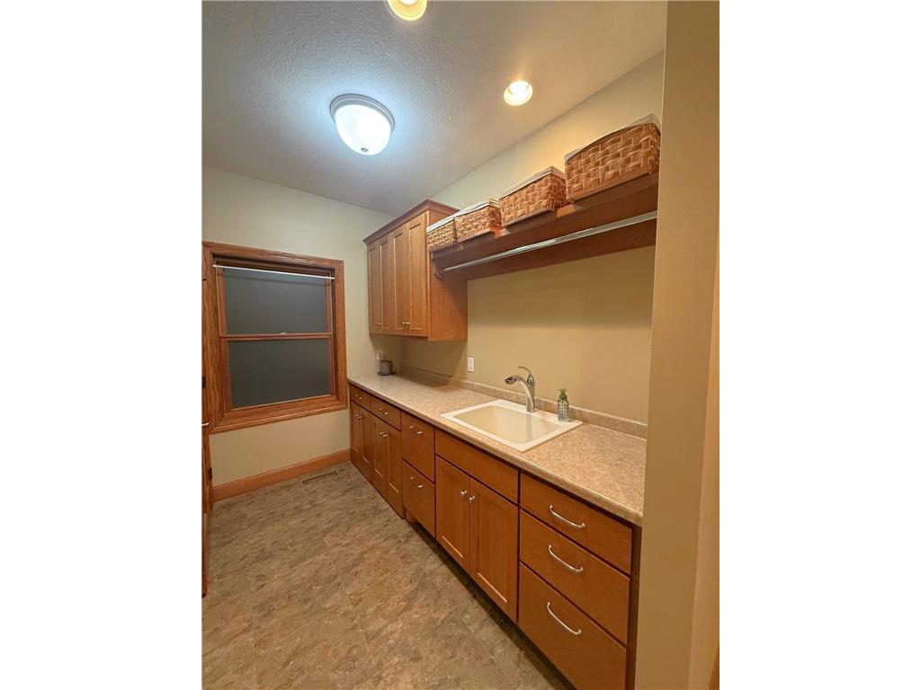 17216 County Road 5 NW New London MN 56273 - Norway 6737074 image46