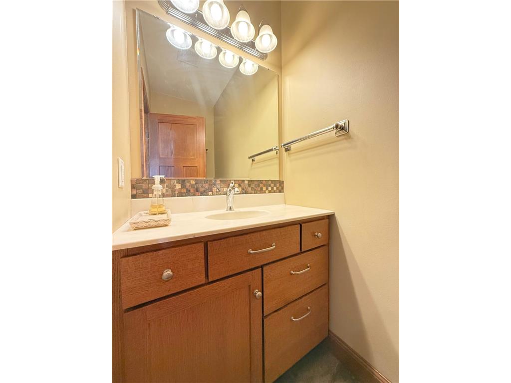 17216 County Road 5 NW New London MN 56273 - Norway 6737074 image53