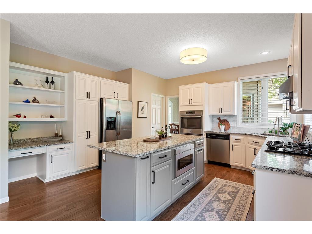 17216 Jasper Trail, Lakeville, MN 55044 MLS 6247525 Edina Realty