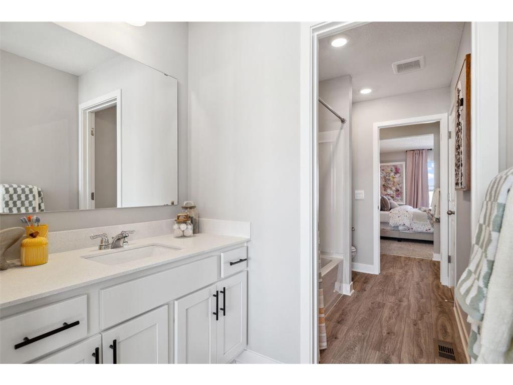 17218 Dimension Avenue Lakeville MN 55044 6825339 image30