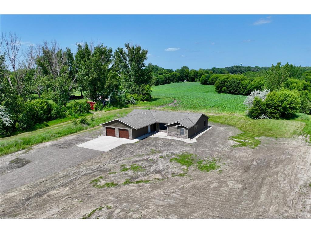 1722 41st Avenue NE Dovre Twp MN 56201 6746940 image1