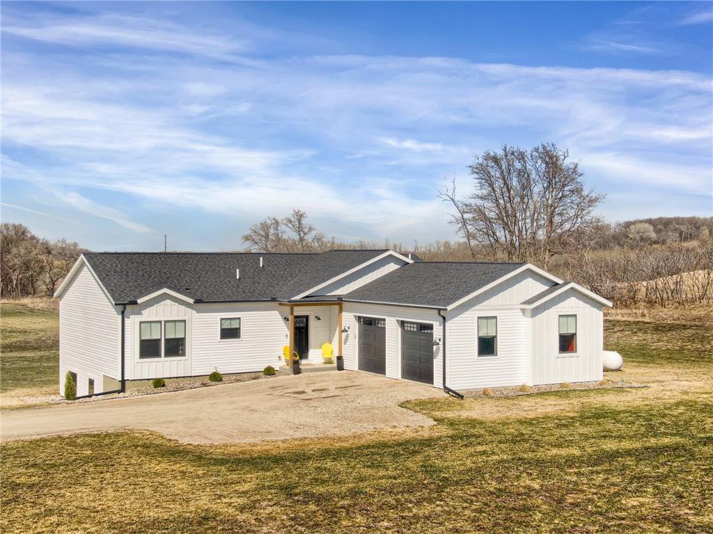 1722 E 270th Street Cedar Lake Twp MN 56071 6355136 image1