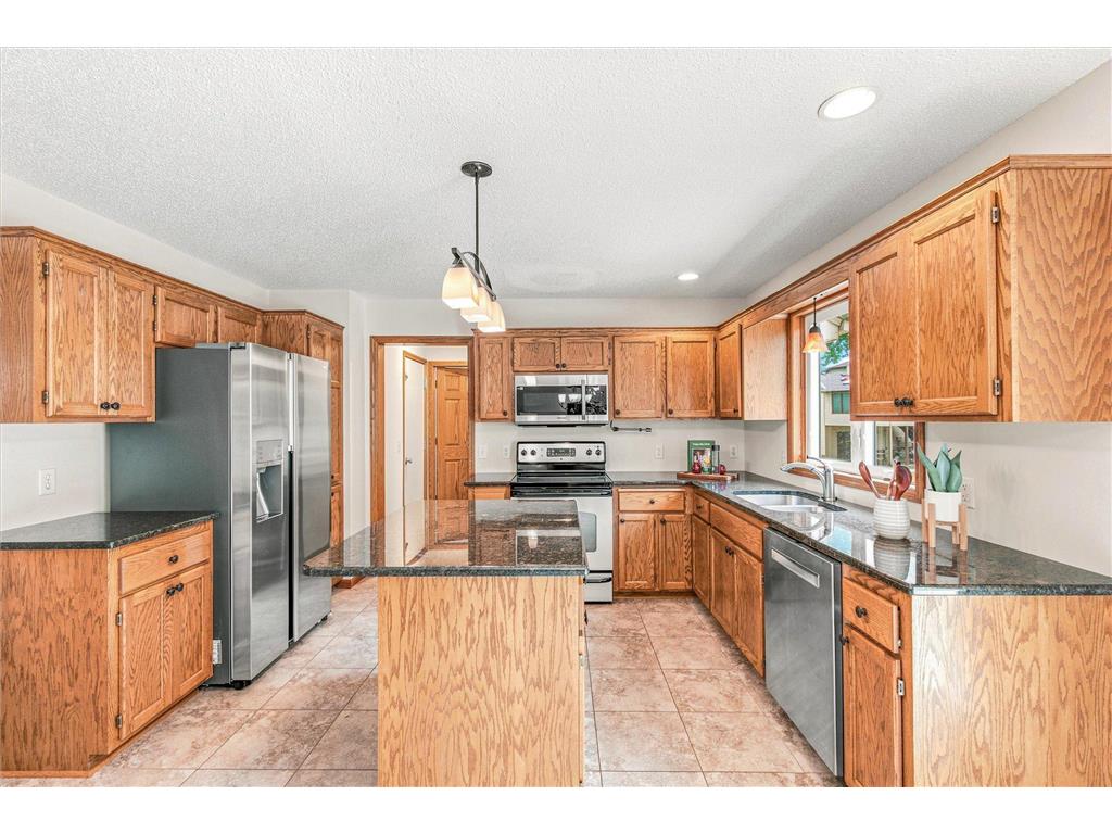 1722 Orchard Drive Woodbury MN 55125 7111397 image14