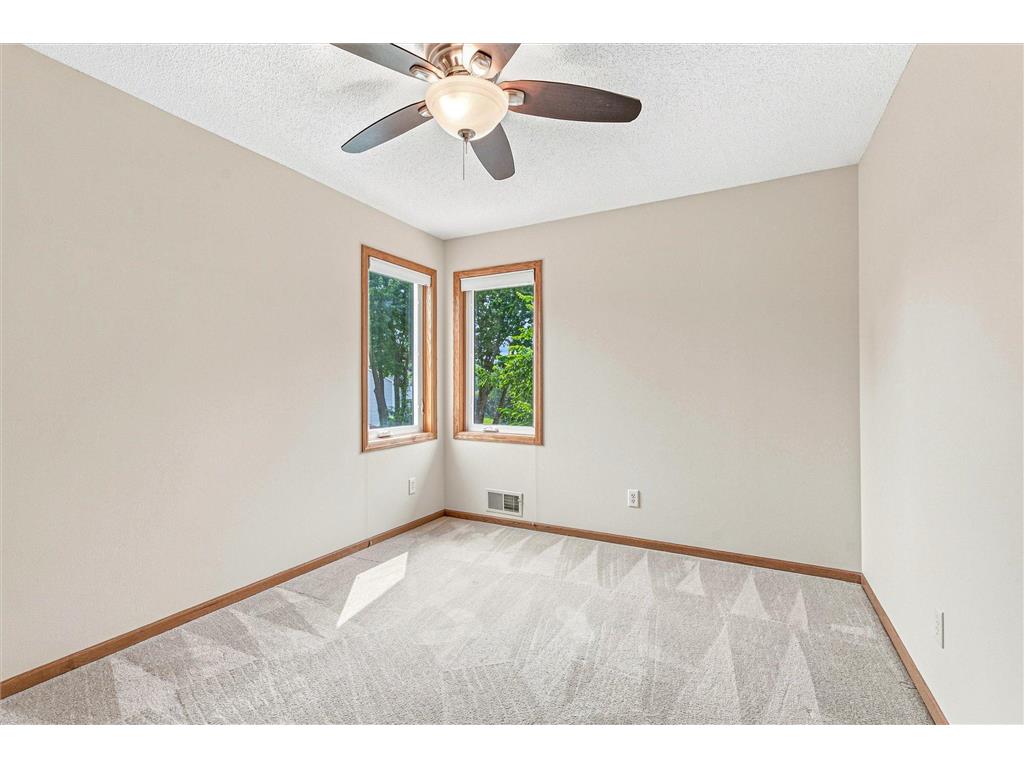 1722 Orchard Drive Woodbury MN 55125 7111397 image32