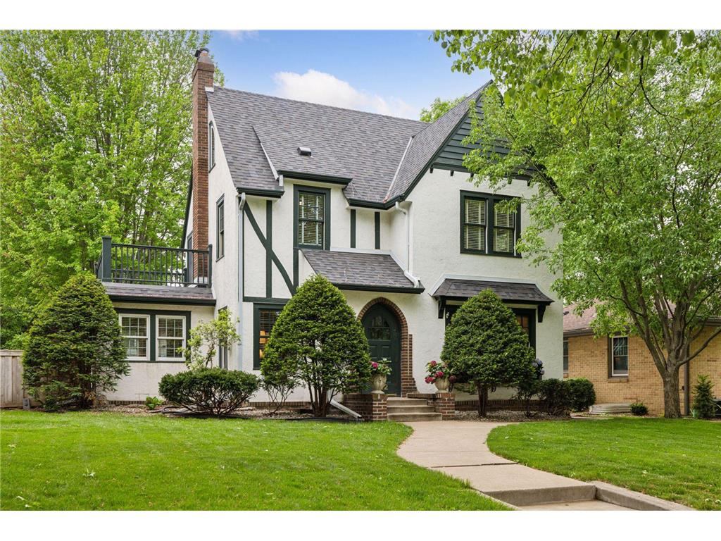 1722 Pinehurst Avenue Saint Paul MN 55116 6713147 image1