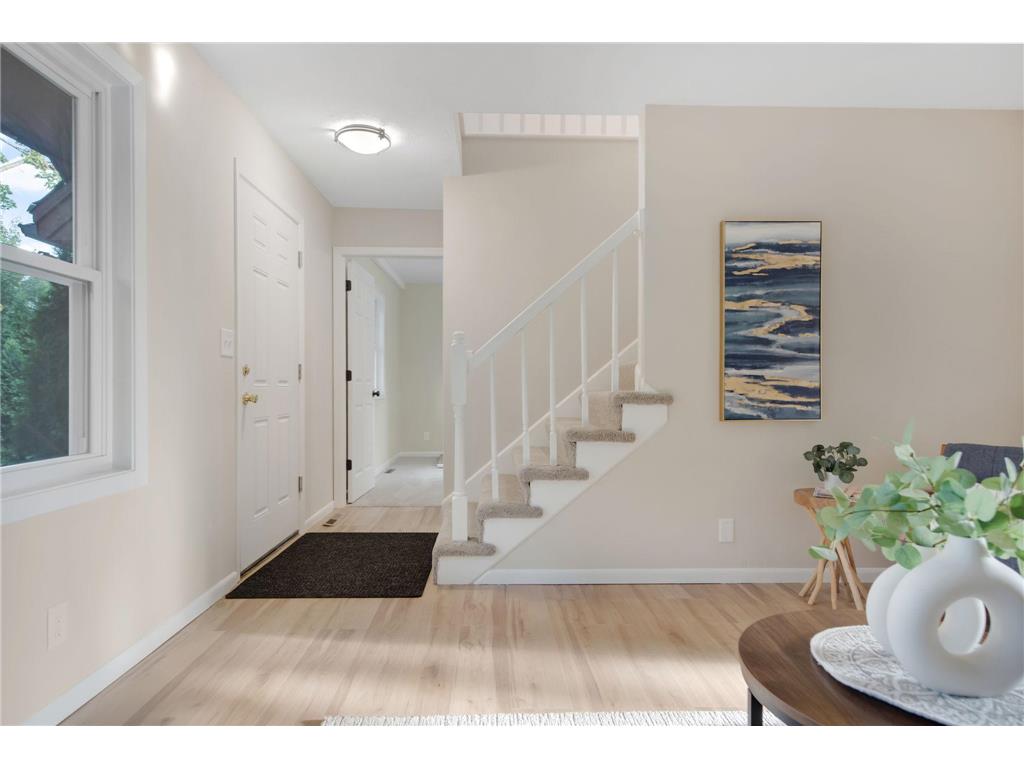 1722 Queen Avenue N Minneapolis MN 55411 6788442 image13