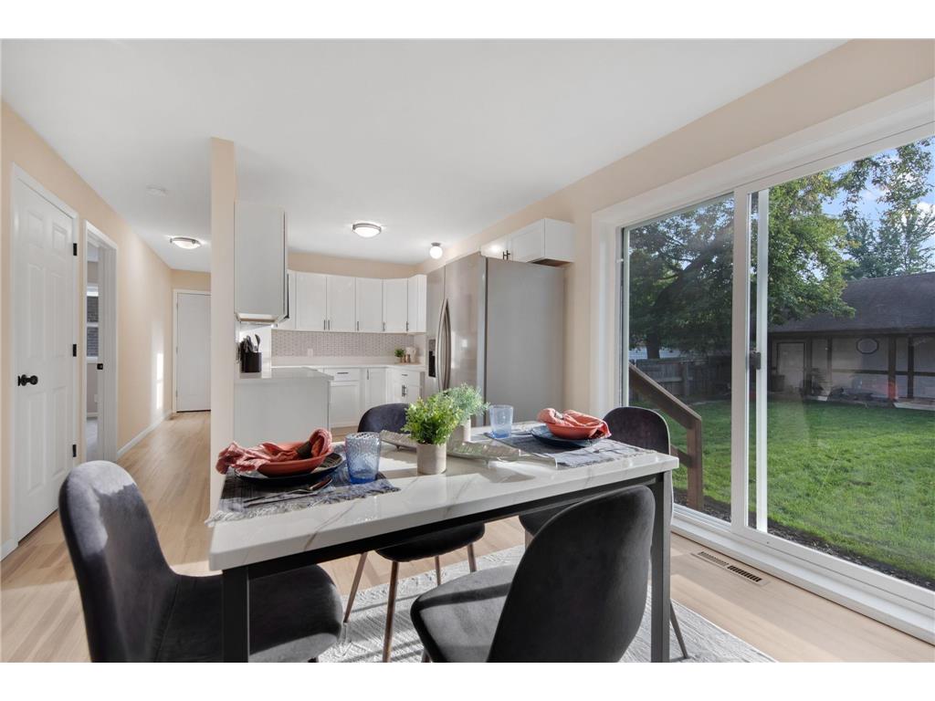 1722 Queen Avenue N Minneapolis MN 55411 6788442 image16