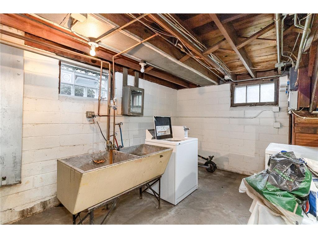 1723 3rd Avenue N Minneapolis MN 55405 6803762 image19