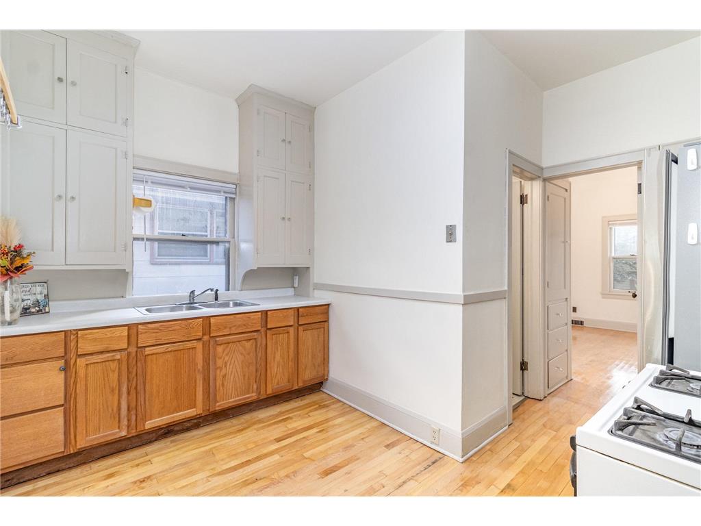 1723 3rd Avenue N Minneapolis MN 55405 6803762 image6