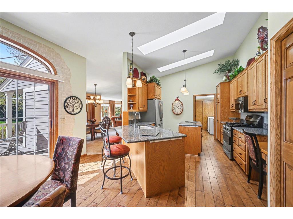 1723 Donegal Drive Woodbury MN 55125 7021969 image11