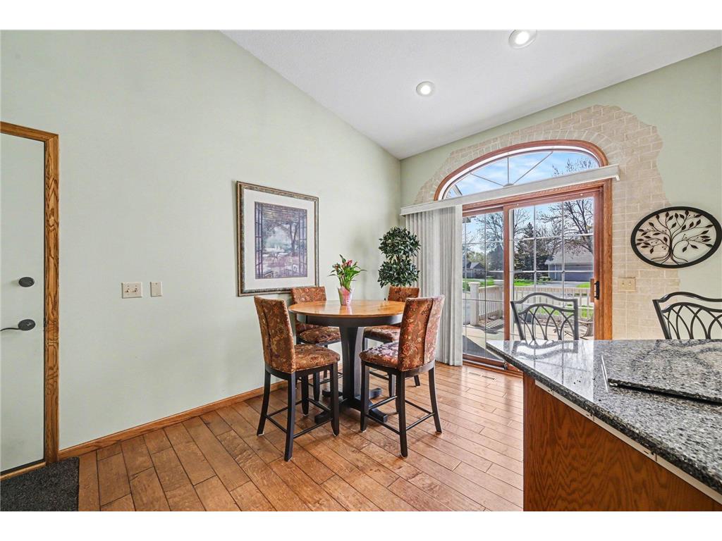 1723 Donegal Drive Woodbury MN 55125 7021969 image14