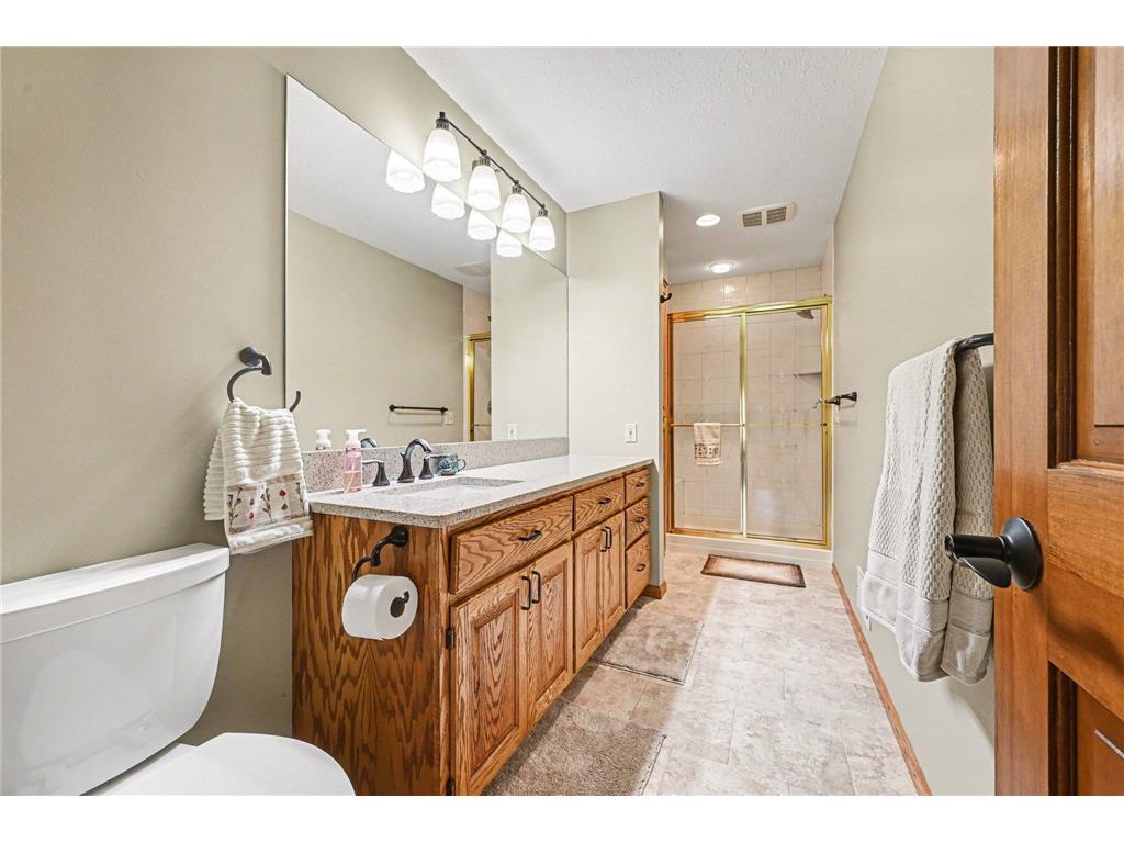 1723 Donegal Drive Woodbury MN 55125 7021969 image29