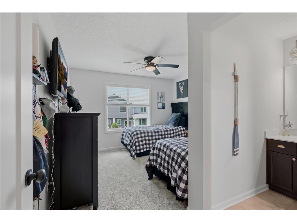 1723 Southpoint Lane Hudson WI 54016 7099876 image40