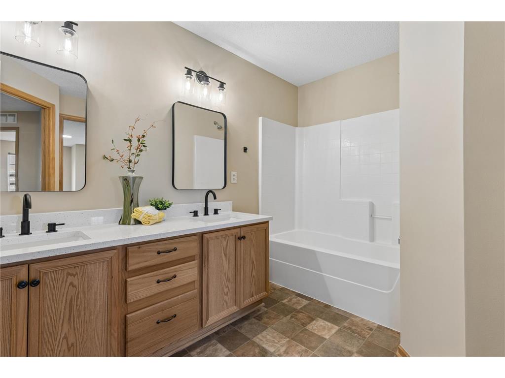 17232 Encina Path #2705 Lakeville MN 55024 7080031 image19