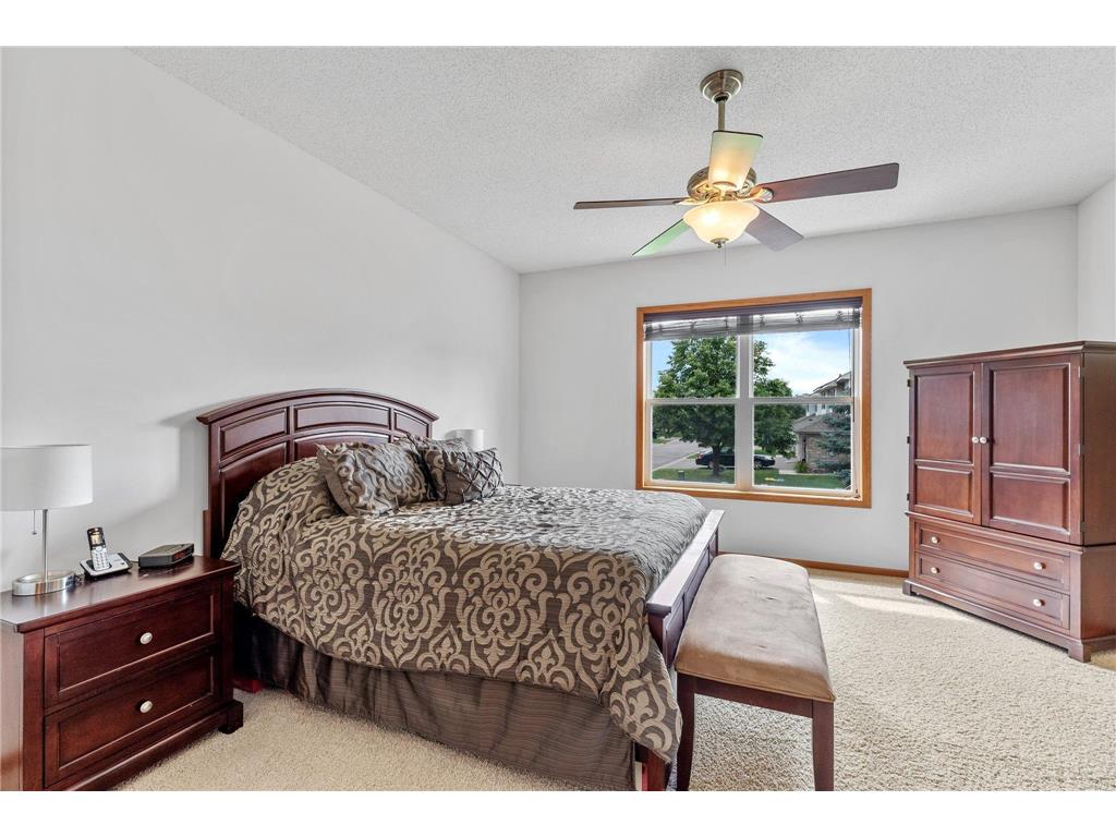 17233 Eagleview Drive, Lakeville, MN, 55024 MLS 6561058 Edina Realty