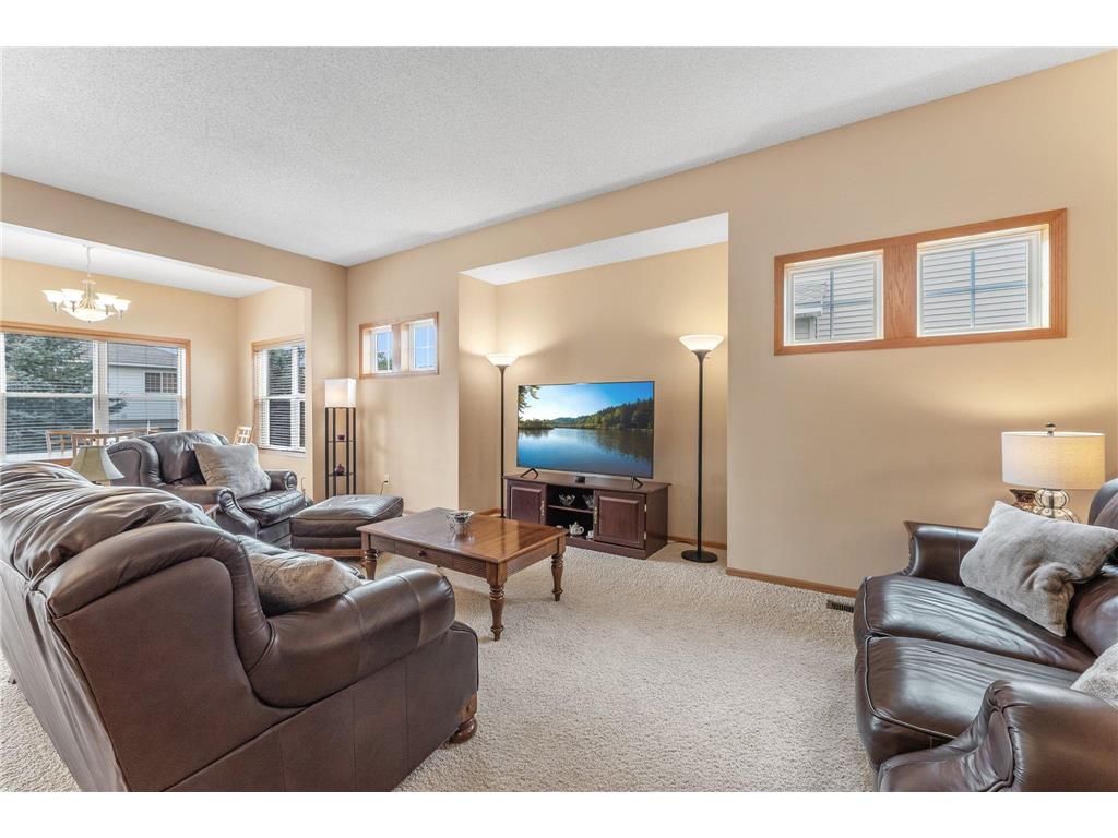 17233 Eagleview Drive, Lakeville, MN, 55024 MLS 6561058 Edina Realty