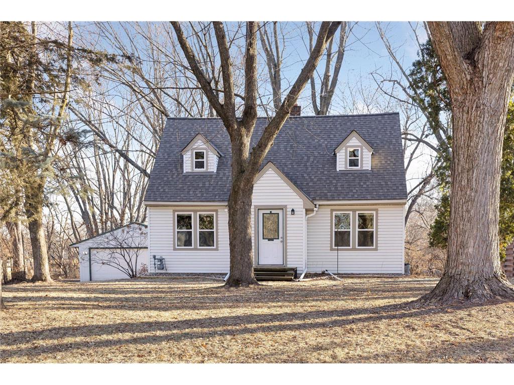 1724 Howard Street N Maplewood MN 55109 6635332 image1