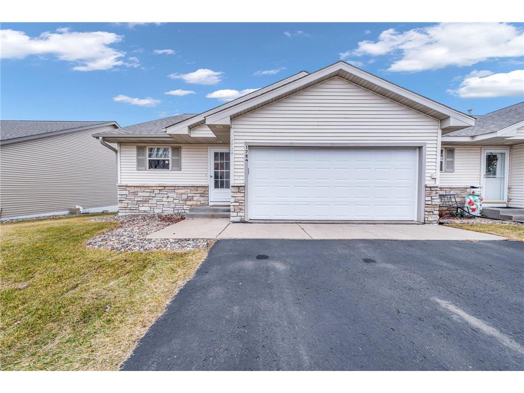 1724 Redhead Avenue Baldwin WI 54002 6642669 image1