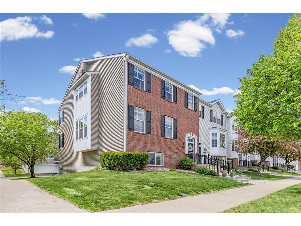 1724 Riverside Drive Shakopee MN 55379 7070418 image1
