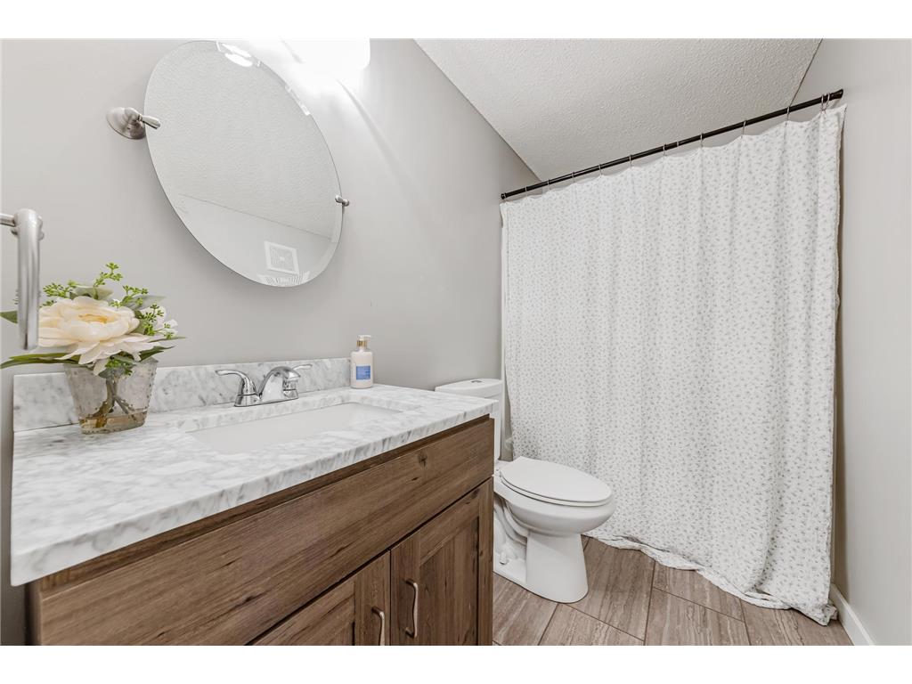 1724 Riverside Drive Shakopee MN 55379 7070418 image27