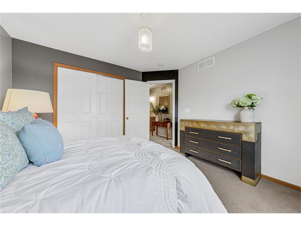 1724 Riverside Drive Shakopee MN 55379 7070418 image30