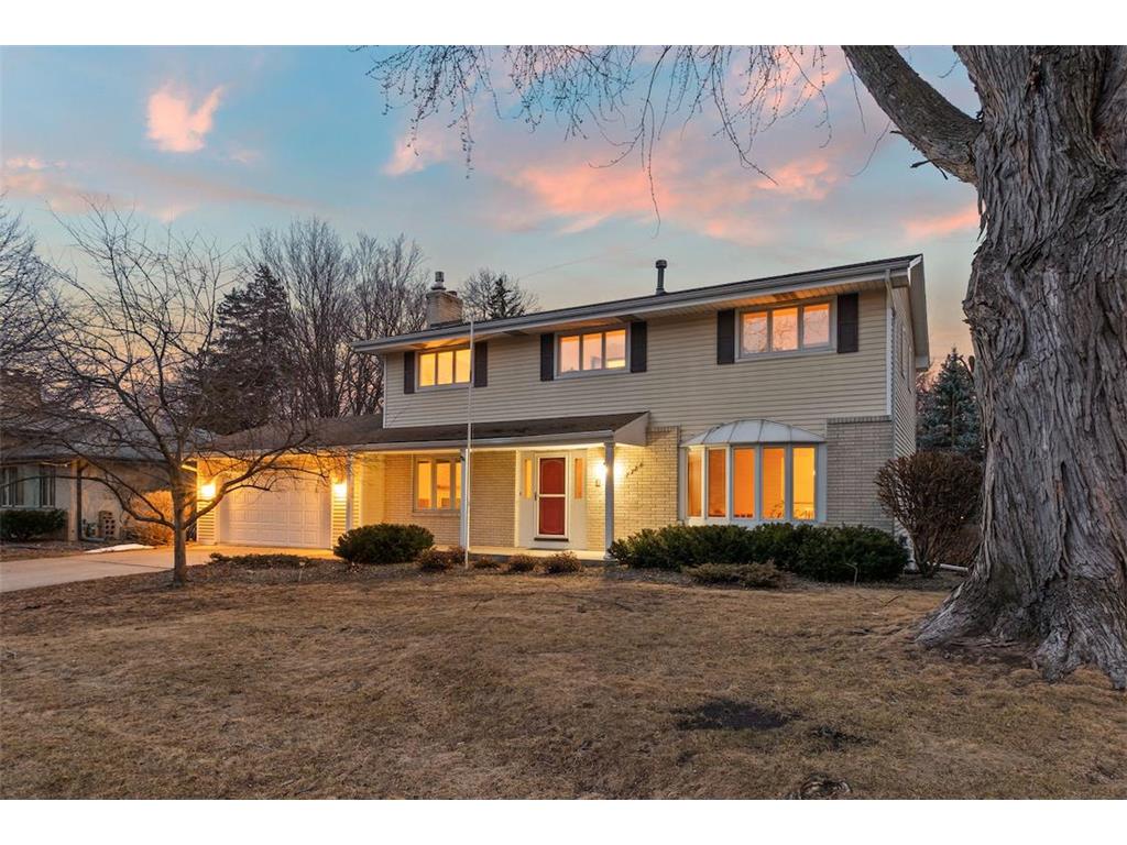 1724 Skillman Avenue W Roseville MN 55113 6686566 image1