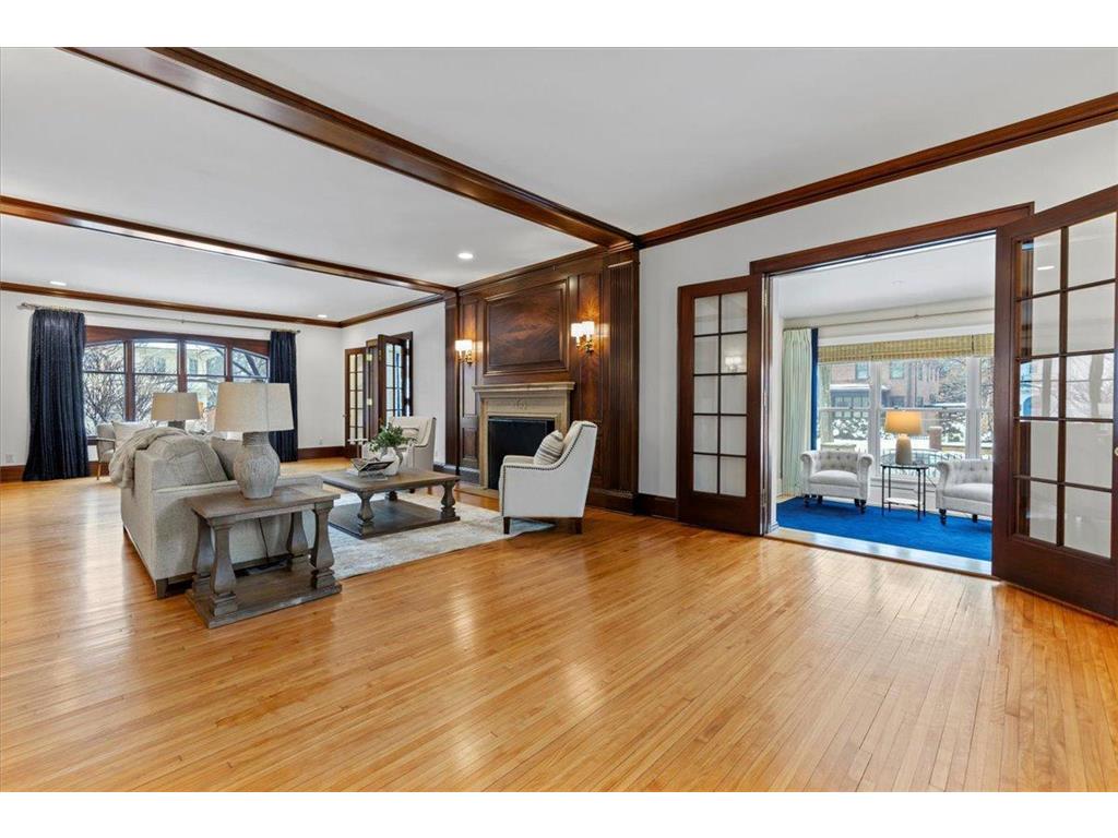 1724 Summit Avenue Minneapolis MN 55403 6811896 image10