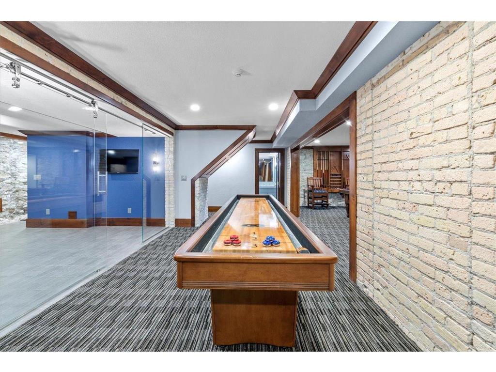 1724 Summit Avenue Minneapolis MN 55403 6811896 image46