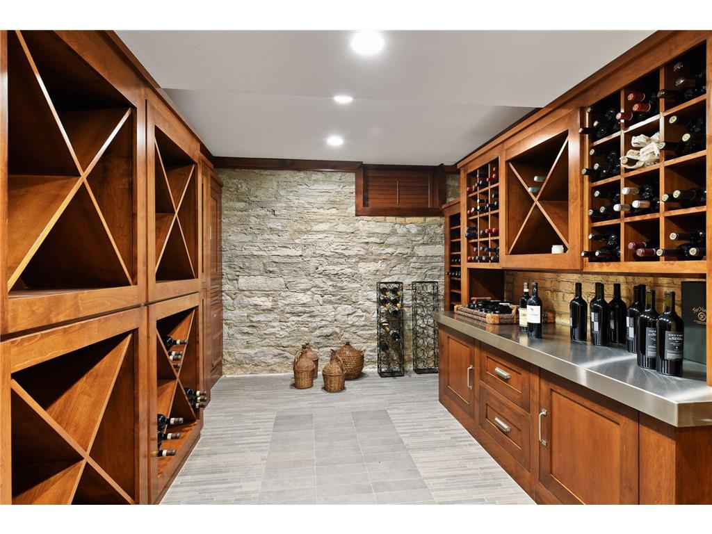 1724 Summit Avenue Minneapolis MN 55403 6811896 image54