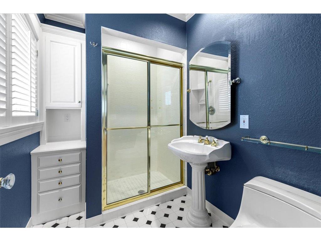 1724 Summit Avenue Minneapolis MN 55403 7080935 image33