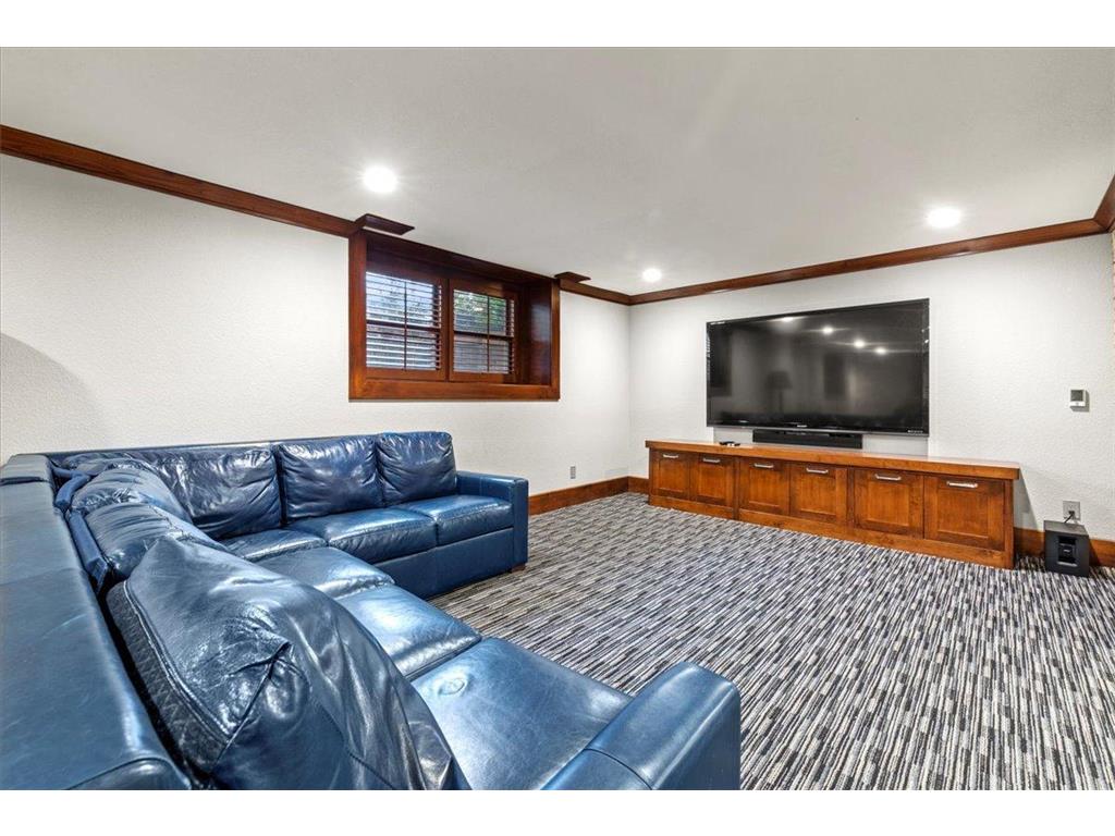 1724 Summit Avenue Minneapolis MN 55403 7080935 image49