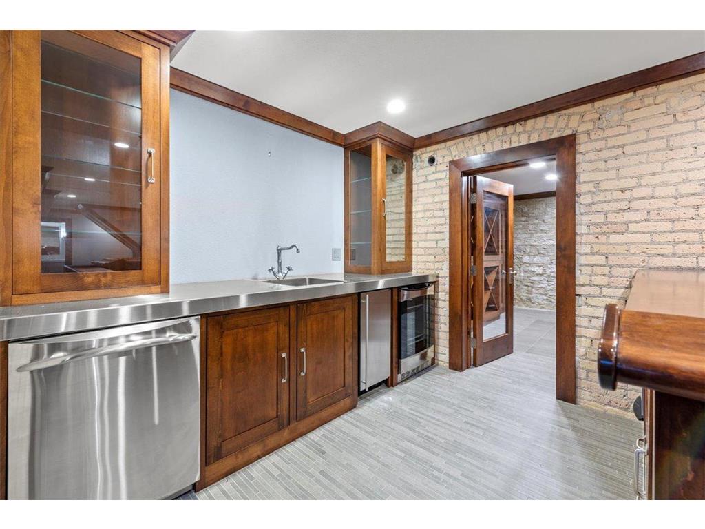 1724 Summit Avenue Minneapolis MN 55403 7080935 image50