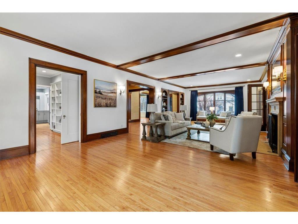 1724 Summit Avenue Minneapolis MN 55403 7080935 image9