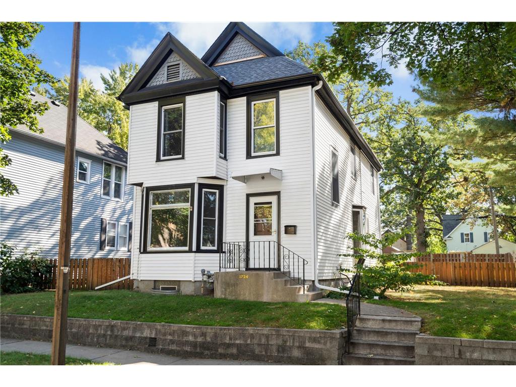 1724 Van Buren Avenue Saint Paul MN 55104 6614135 image1
