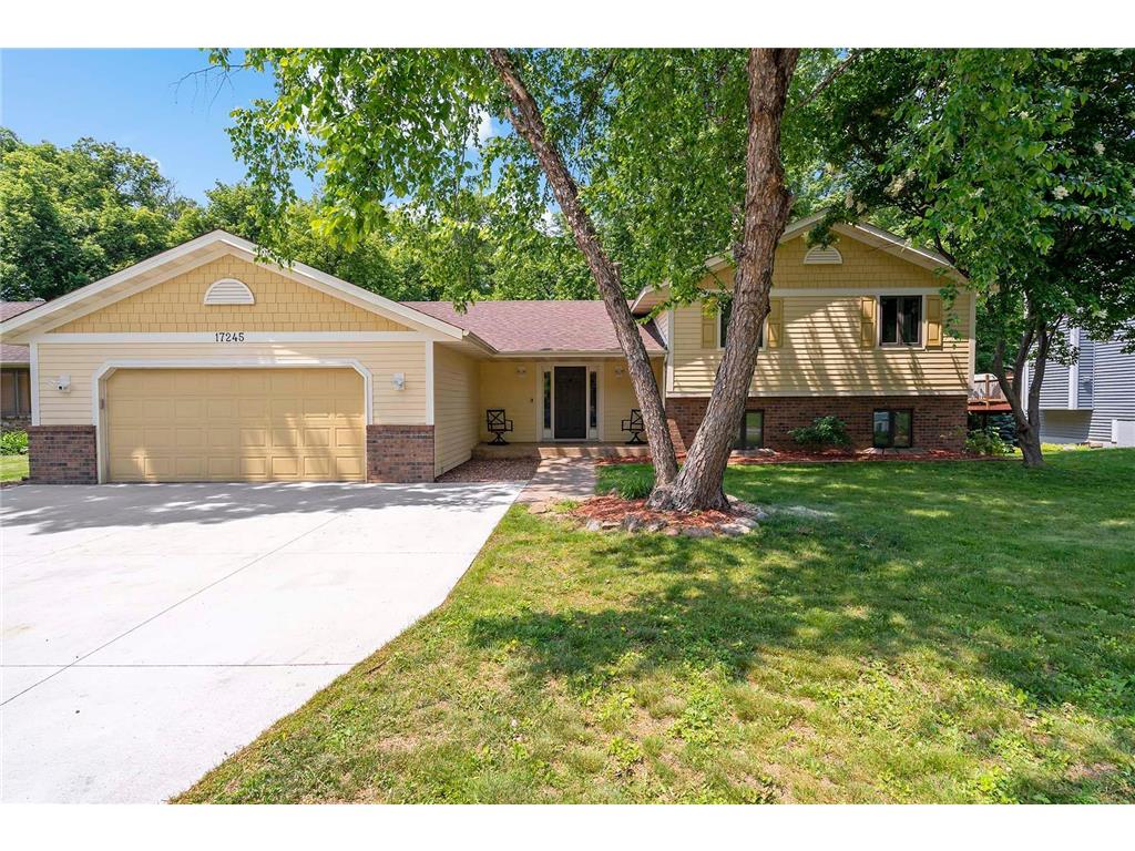 17245 Hayes Avenue Lakeville MN 55044 6773220 image1